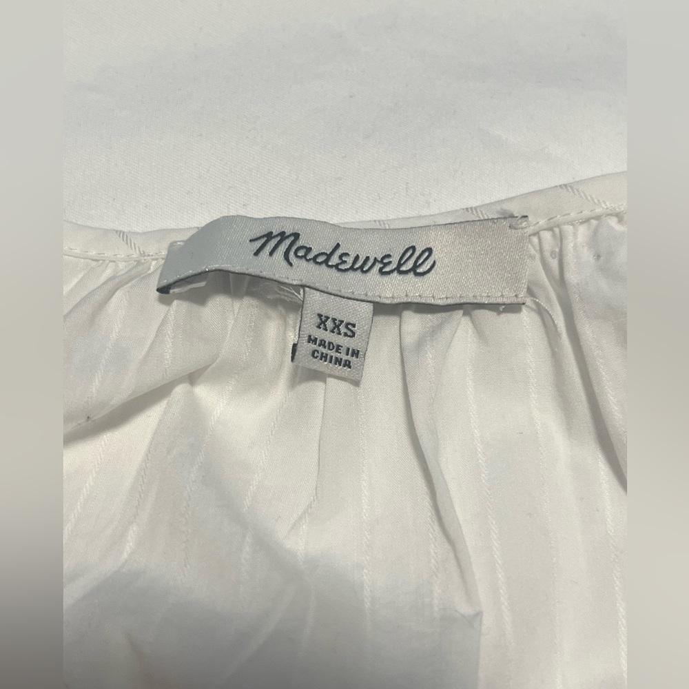 Madewell Women’s V- Neck SS White/ Red Floral Embroidery Top Blouse Size XXS - Picture 7 of 11